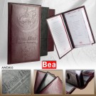 Esta carta para restaurantes podrá ser producida en diversos combinados de color (mismo que cambie la materia prima/calidad de producto) a partir de la cantidad de 25 unidades. El portamenu podrá ser personalizado con termograbado (plancha de calor), con 